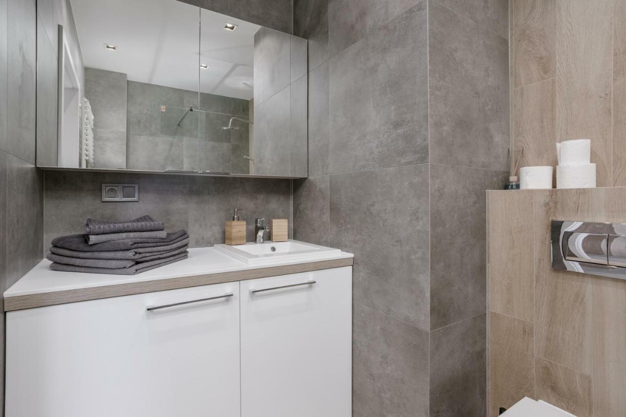 Chill Apartments Wola ワルシャワ エクステリア 写真