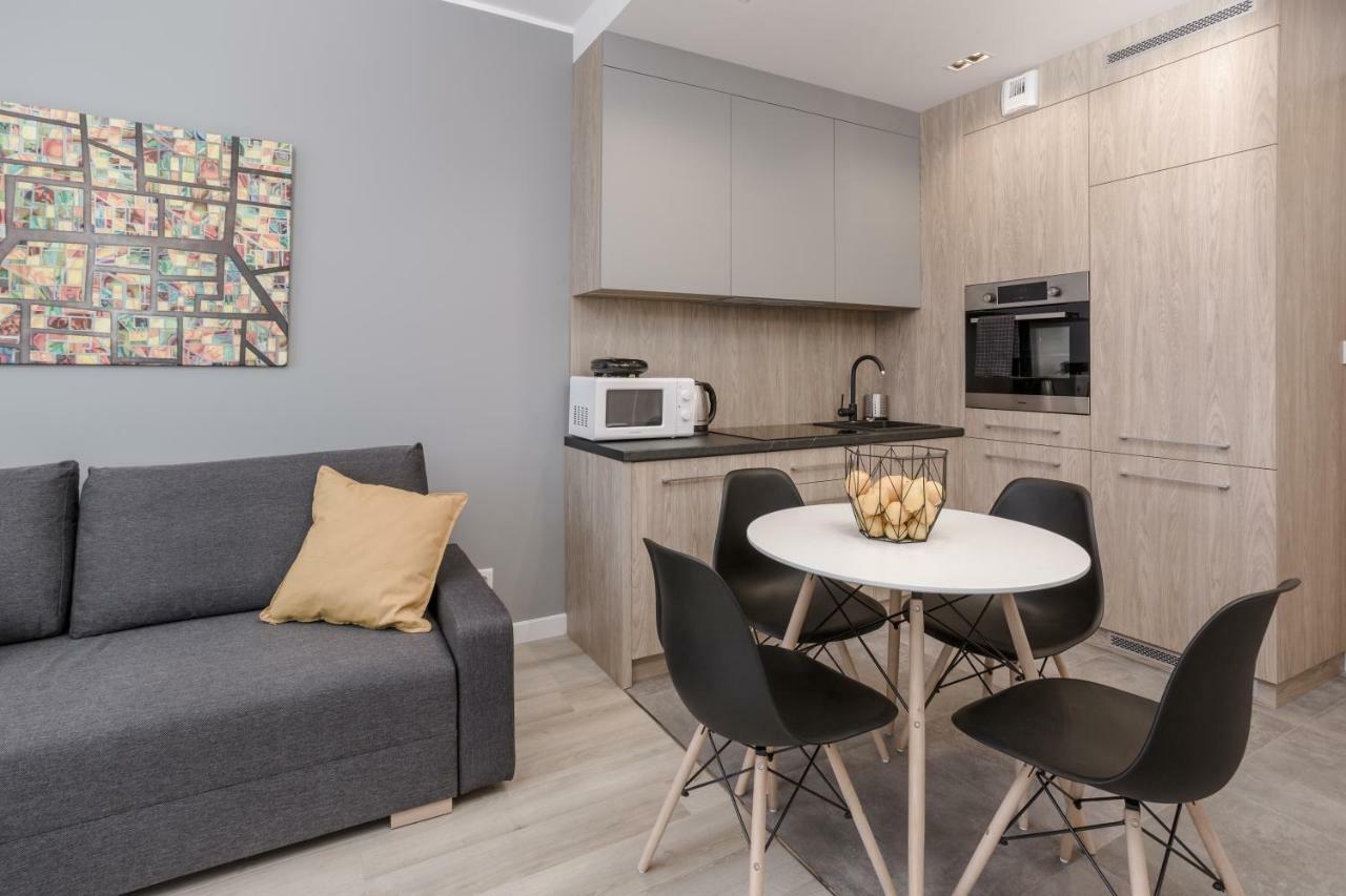 Chill Apartments Wola ワルシャワ エクステリア 写真