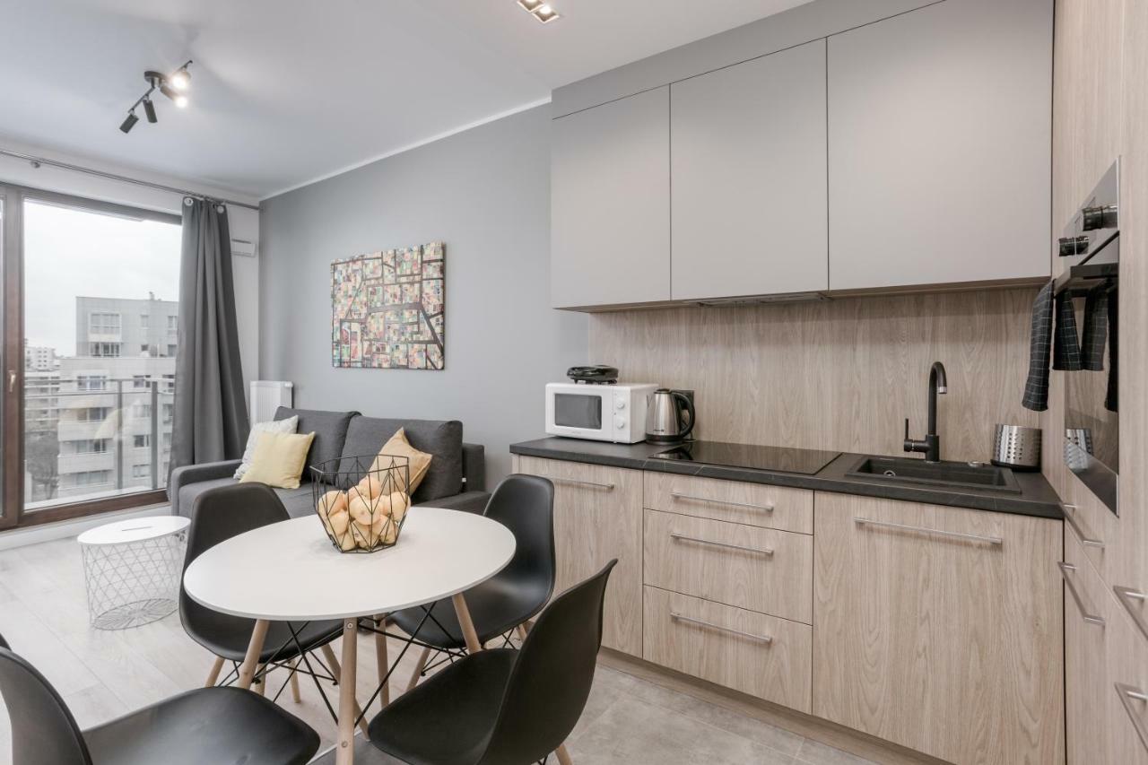 Chill Apartments Wola ワルシャワ エクステリア 写真