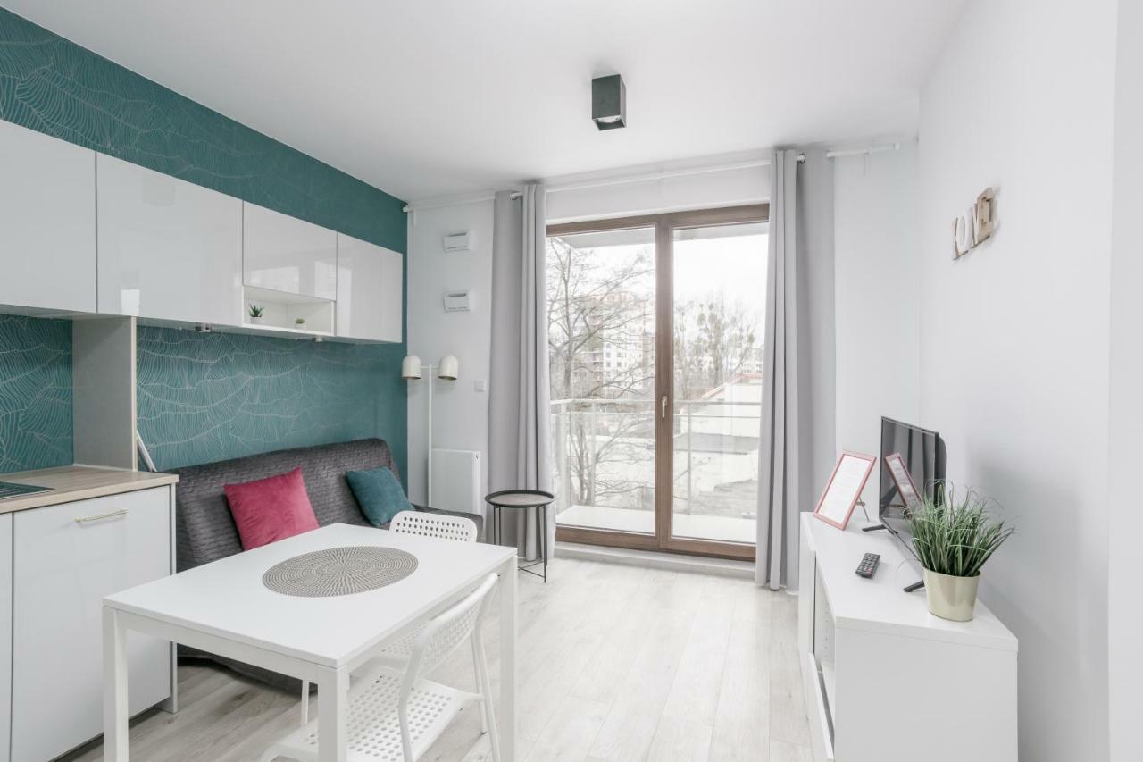 Chill Apartments Wola ワルシャワ エクステリア 写真