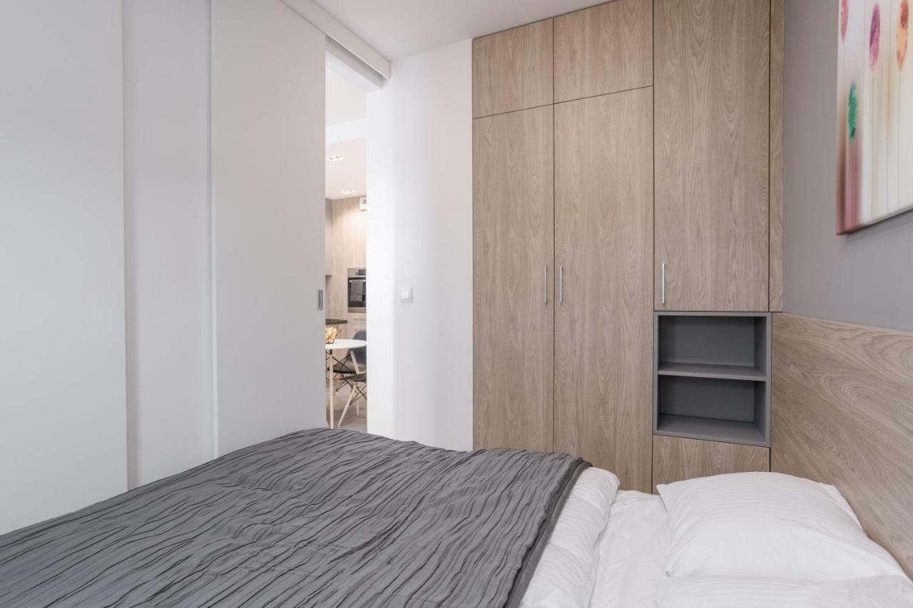 Chill Apartments Wola ワルシャワ エクステリア 写真