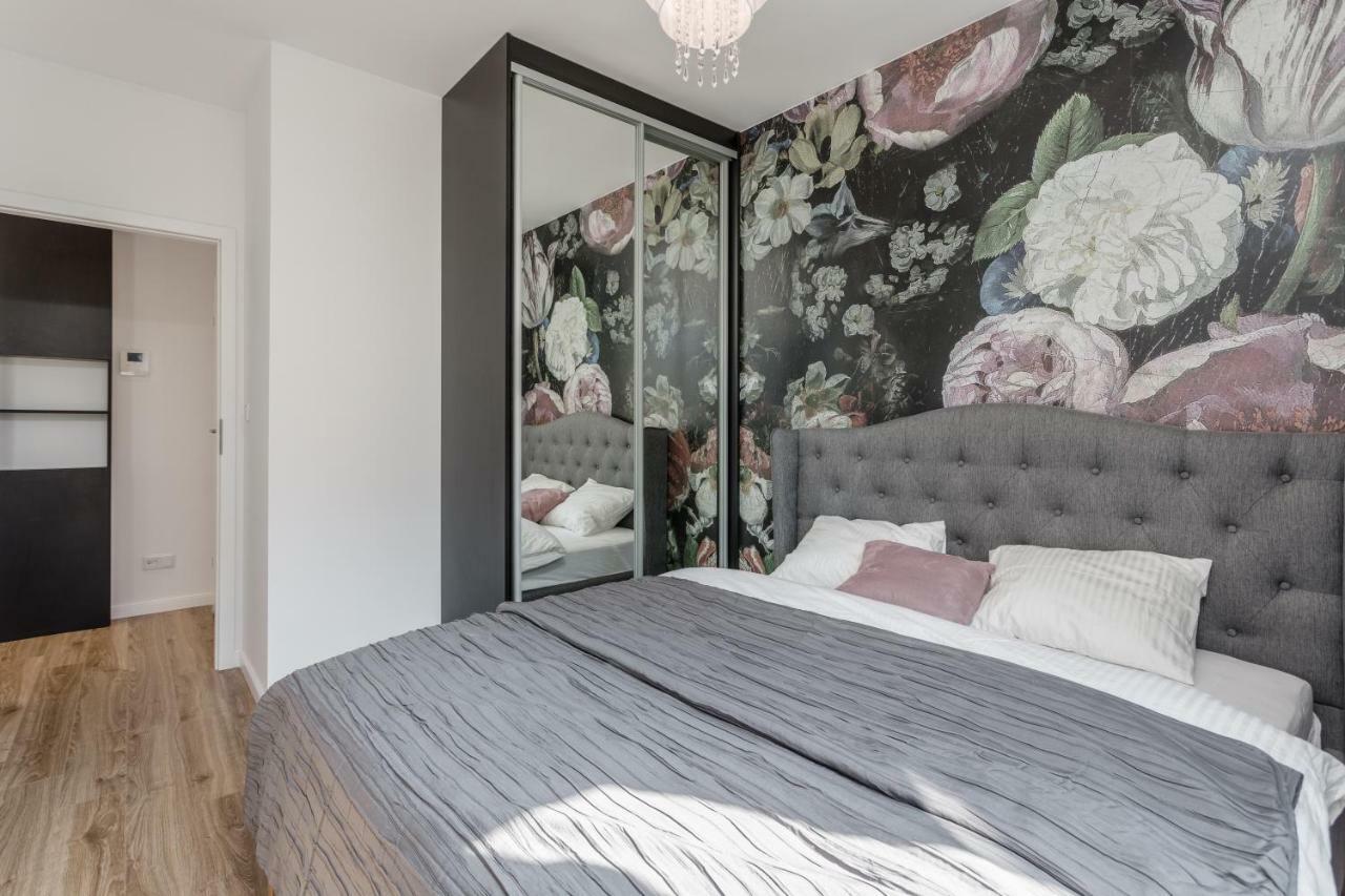 Chill Apartments Wola ワルシャワ エクステリア 写真