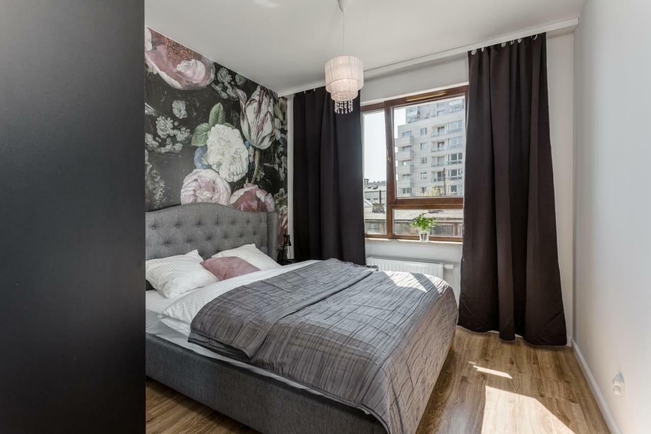 Chill Apartments Wola ワルシャワ エクステリア 写真